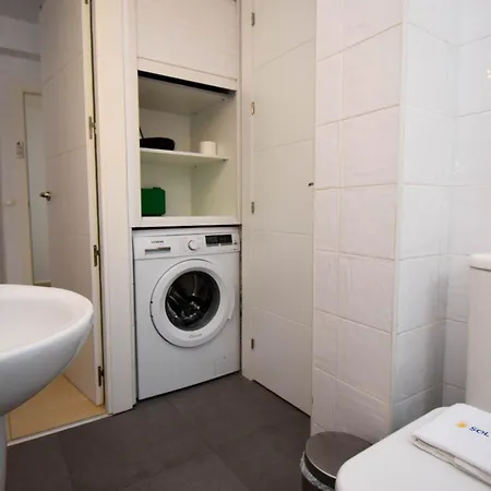 Ref 278 Apartment *
